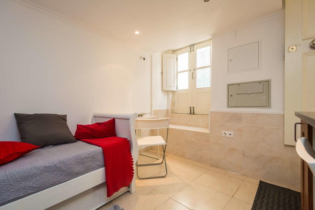 Appartement Low Cost - Historic City Center Rc à Lisboa Extérieur photo